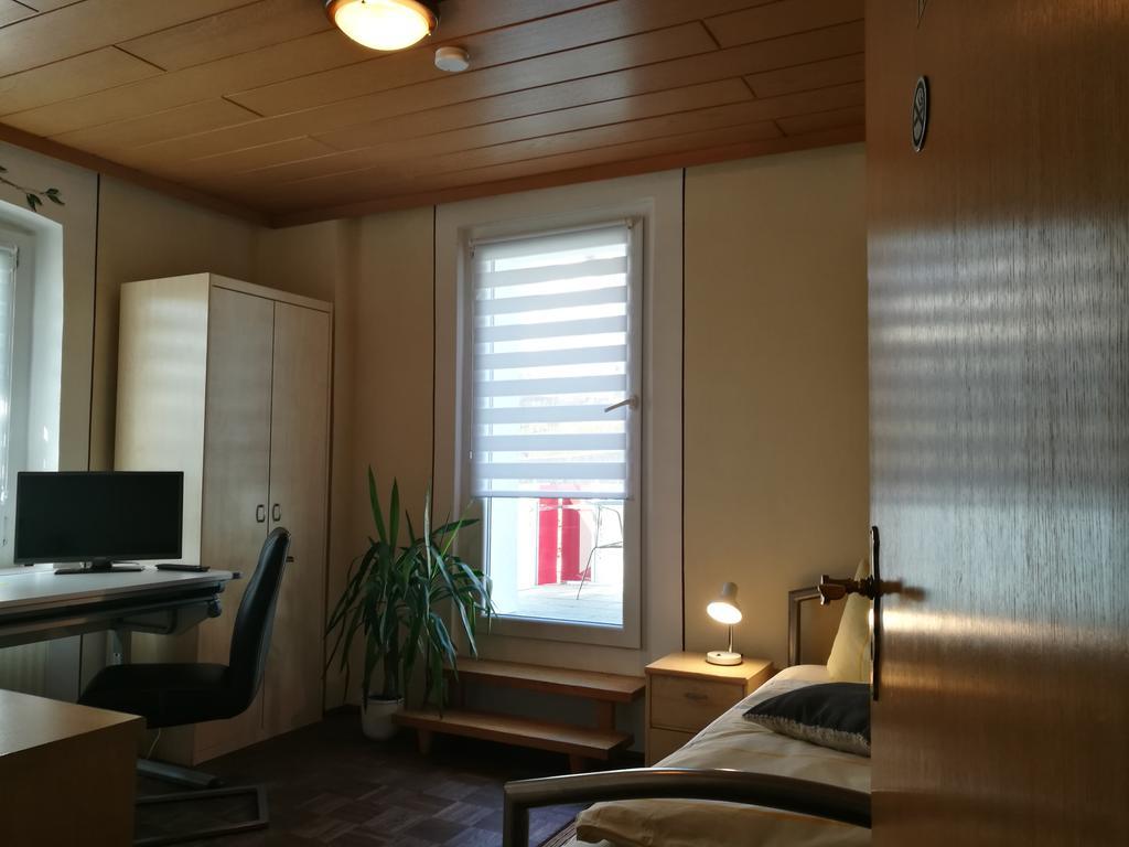 Pension Und Restaurant Reck Aulendorf Esterno foto
