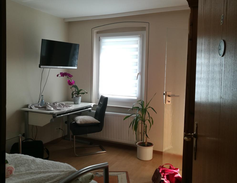 Pension Und Restaurant Reck Aulendorf Esterno foto