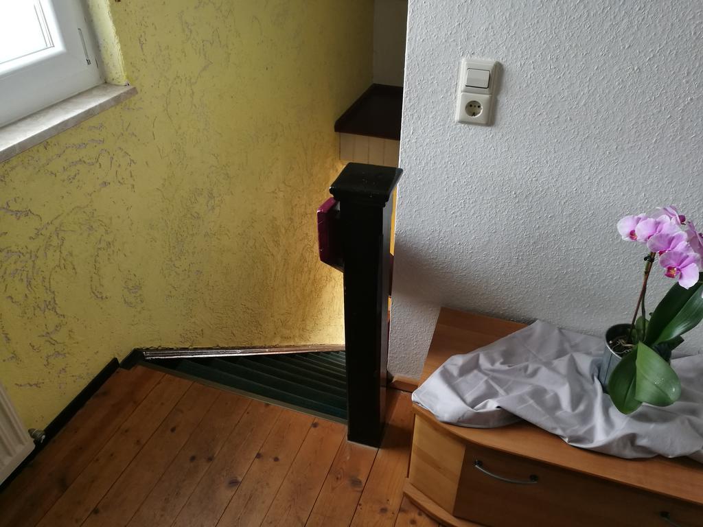 Pension Und Restaurant Reck Aulendorf Esterno foto