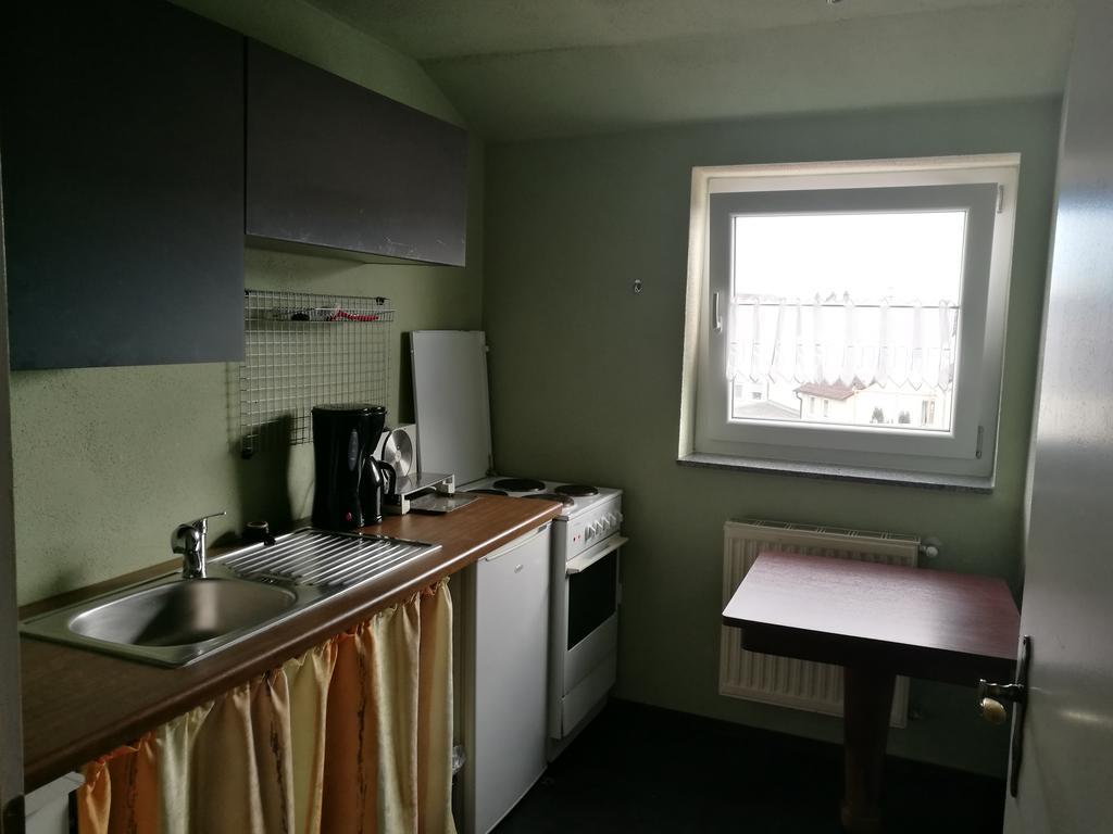 Pension Und Restaurant Reck Aulendorf Esterno foto
