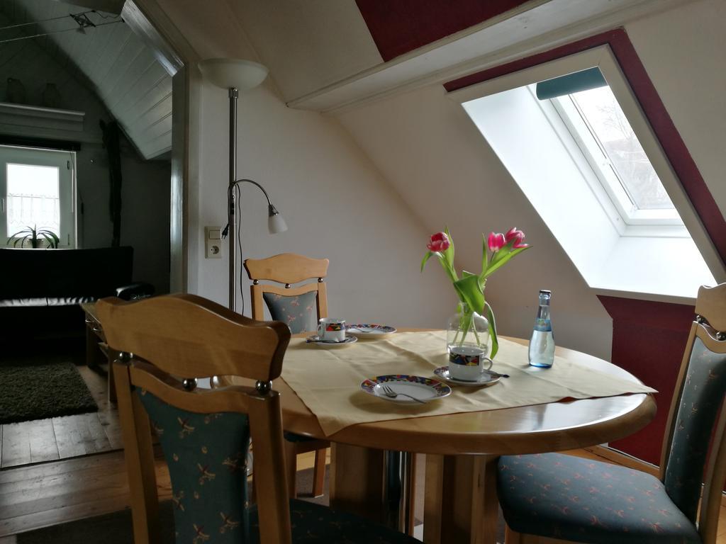 Pension Und Restaurant Reck Aulendorf Esterno foto
